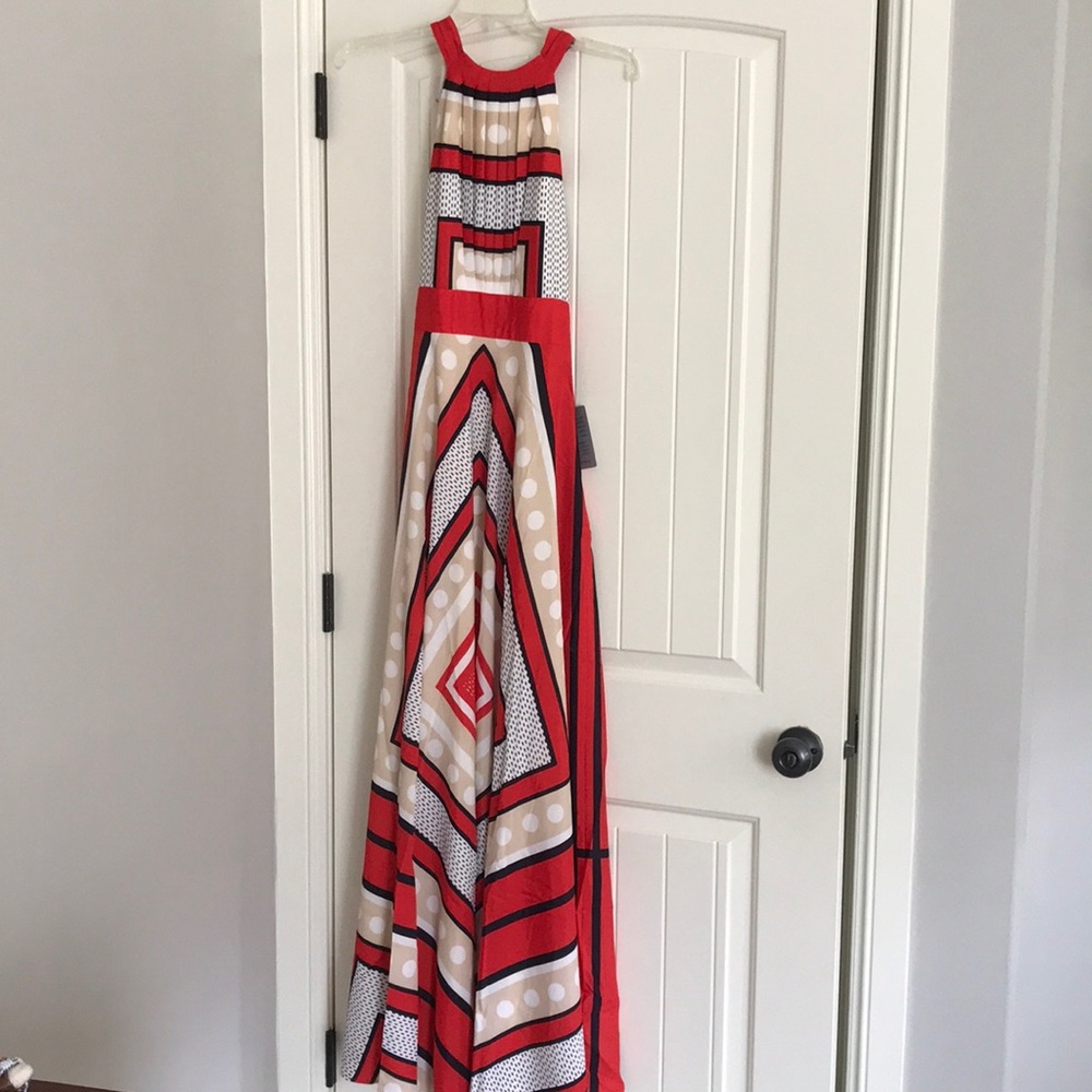 Brand New with tags Eliza J Scarf Print Crepe de Chine Maxi Dress size 6
